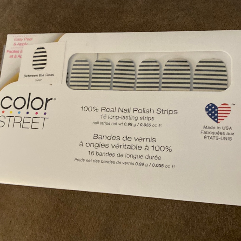 Colorstreet between the lines nails